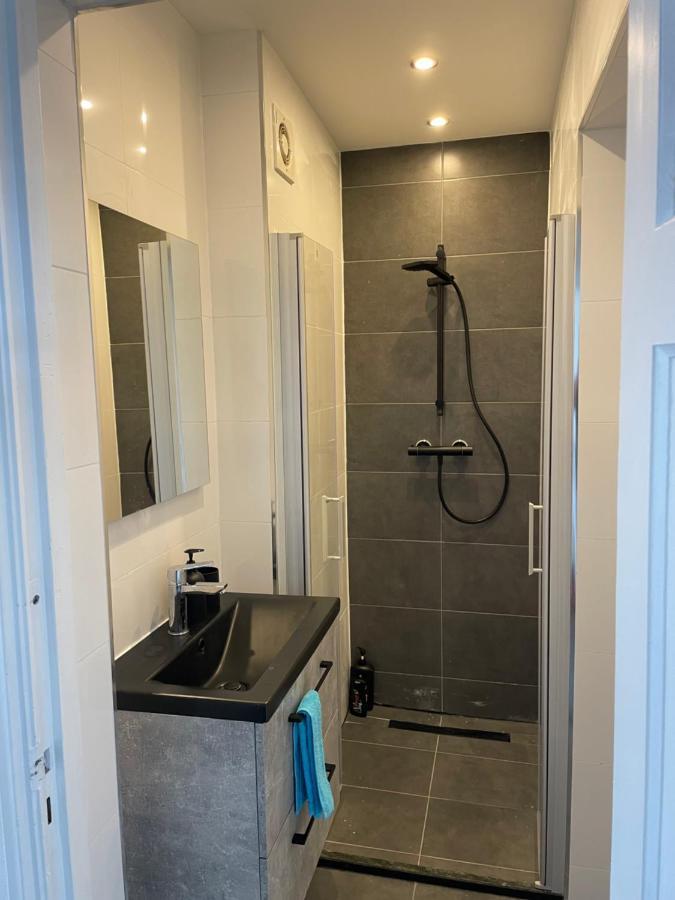 Sunny And Spacious Apartment Rotterdam Esterno foto
